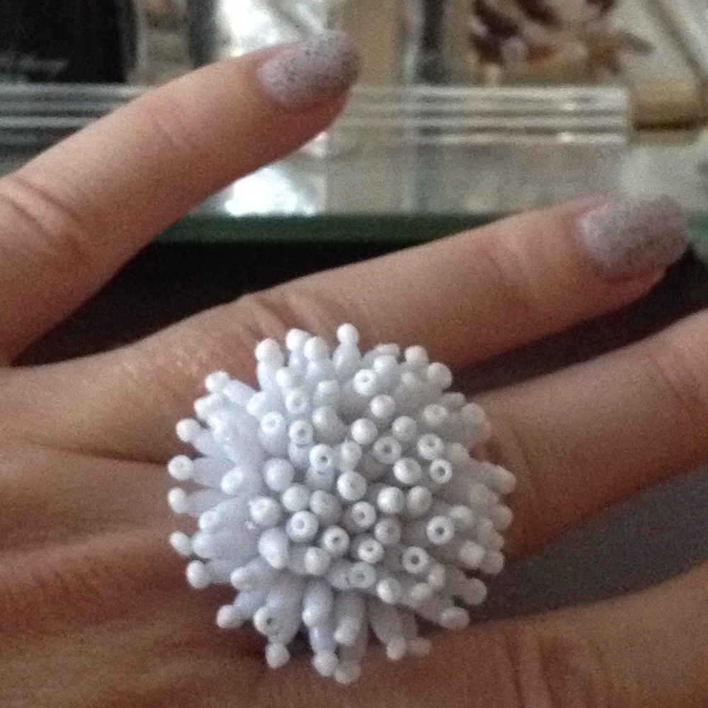 Ring - Picture 2 of 2
